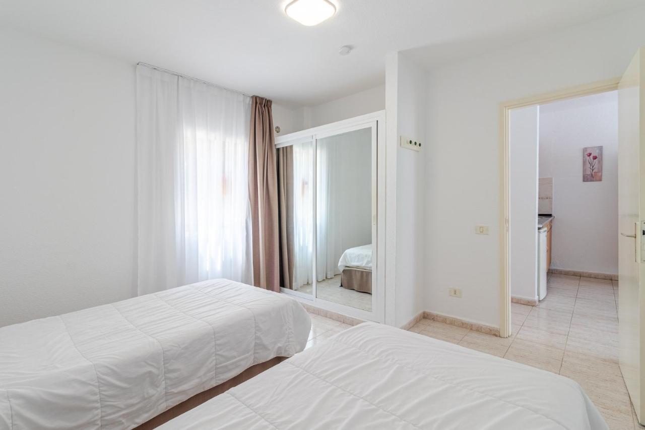 Flatguest Alisios Playa 4 Apartment Corralejo Bagian luar foto